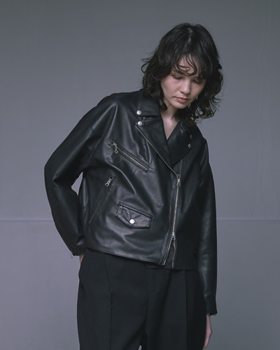 美品✨sisii ライダースジャケット　トロトロ　牛革　黒　S file.jpg
