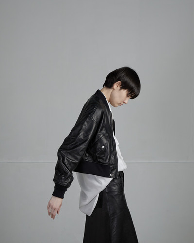 L-2B -black- | SISII