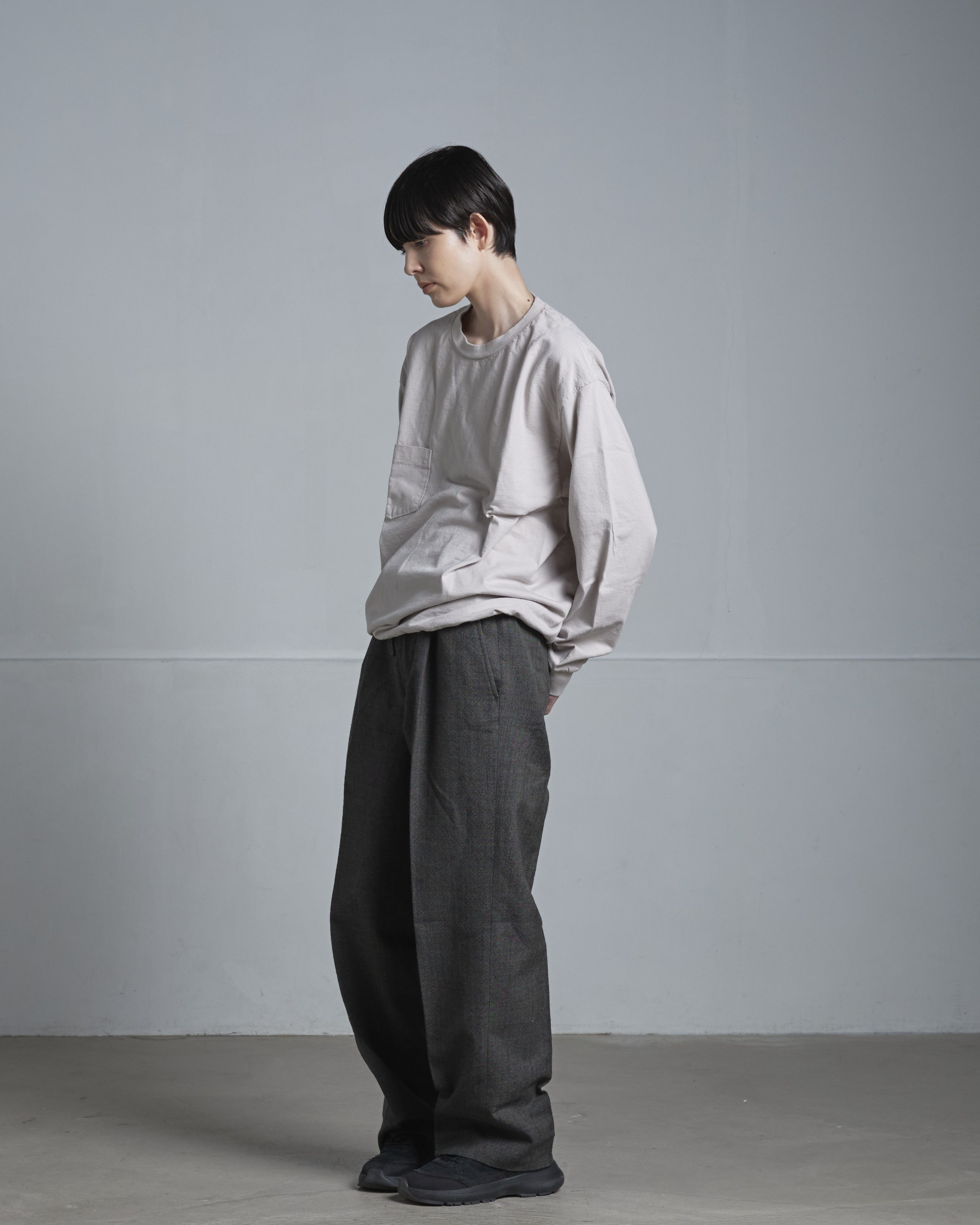 Long Sleeve Switch Pocket Tee -gray-