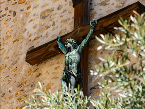 Emptied and filled: Living with resurrection hope. 