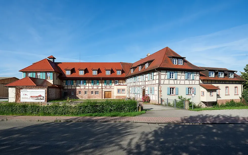 Gesundheitszentrum bei klarem Himmel