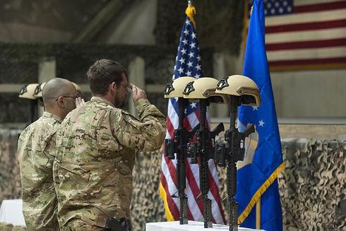 Heros Salute to thode that gave all