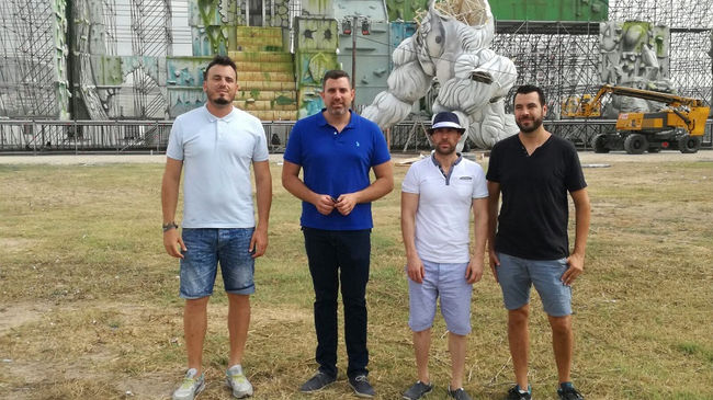 Cullera reforça la seguretat per la gran quantitat de visitants del Medusa