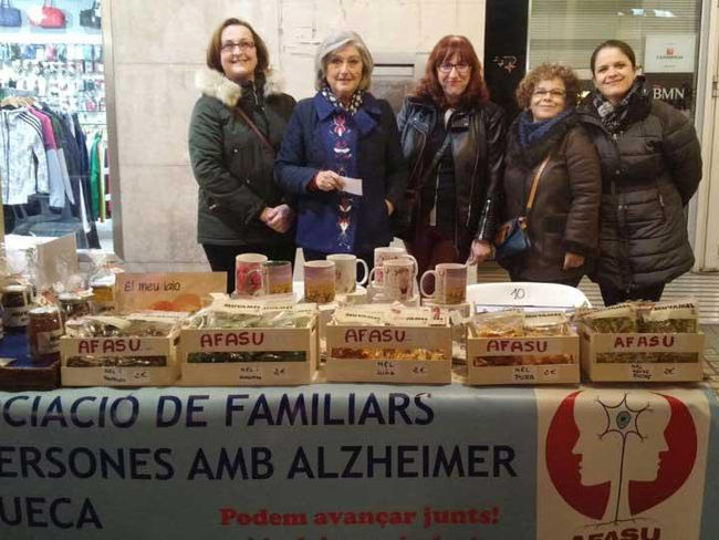 La Penya Poc a Poc recapta a ‘la nadalenca’ 766’71€ per a l’Associació de Familiars de Persones amb