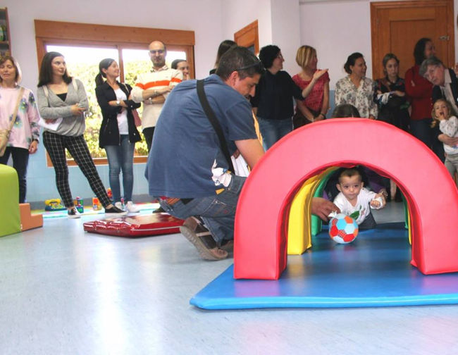 El Centre d'Educació Infantil Sant Josep i Sant Antoni de Sueca inaugura la primera "aula p
