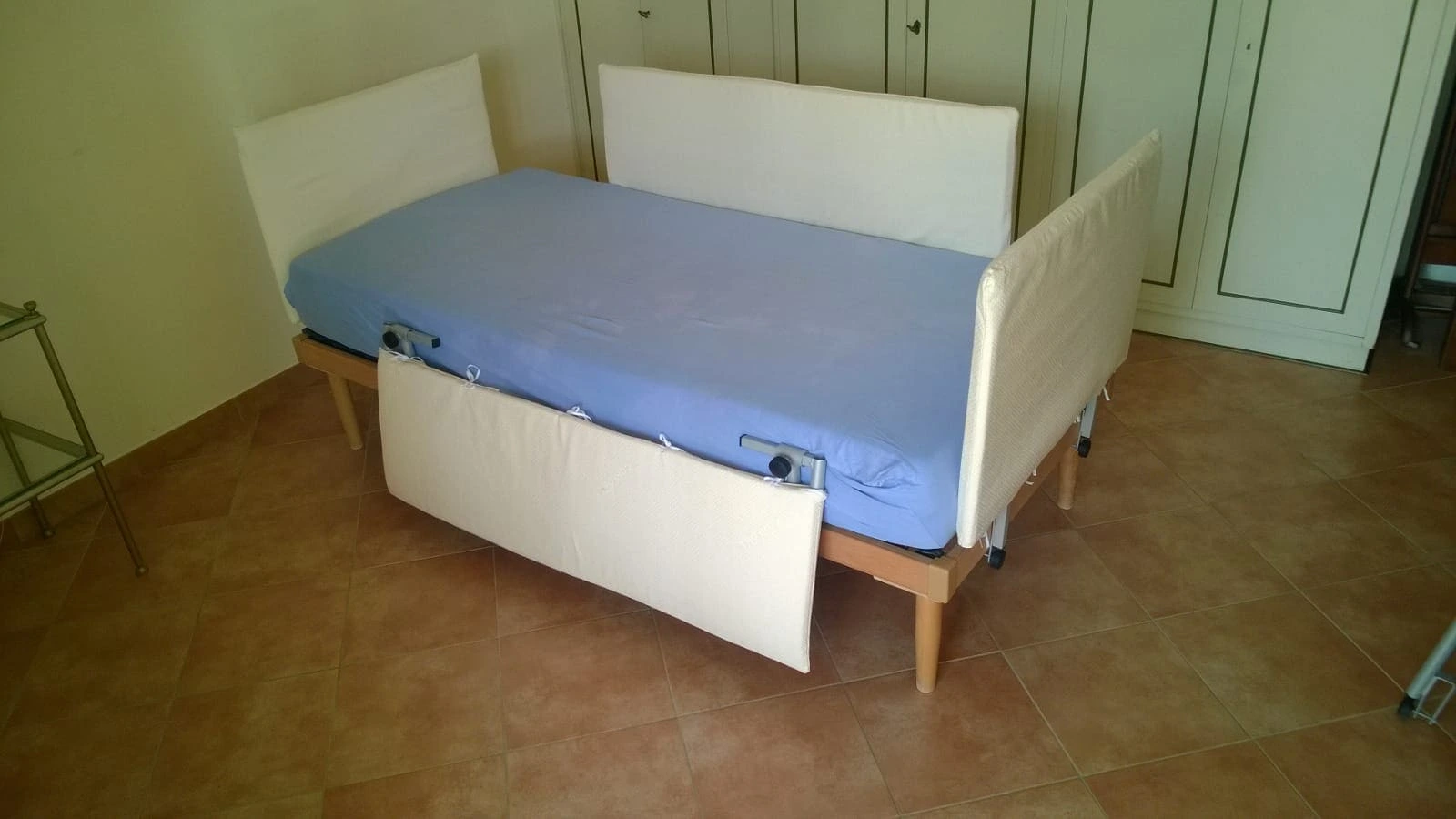 materassi reti poltrone relax letti contenitore matrimoniale Guanciale ortocervicale presidio medico sanitario lattice memory dorsal tempur per dormire per anziani di alta qualità in negozio a Palermo