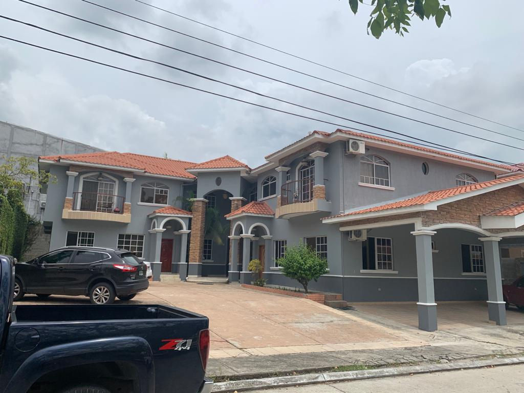 San Pedro Sula, Residencial Bugambilia, Complejo de Apartamentos (#IDA01)