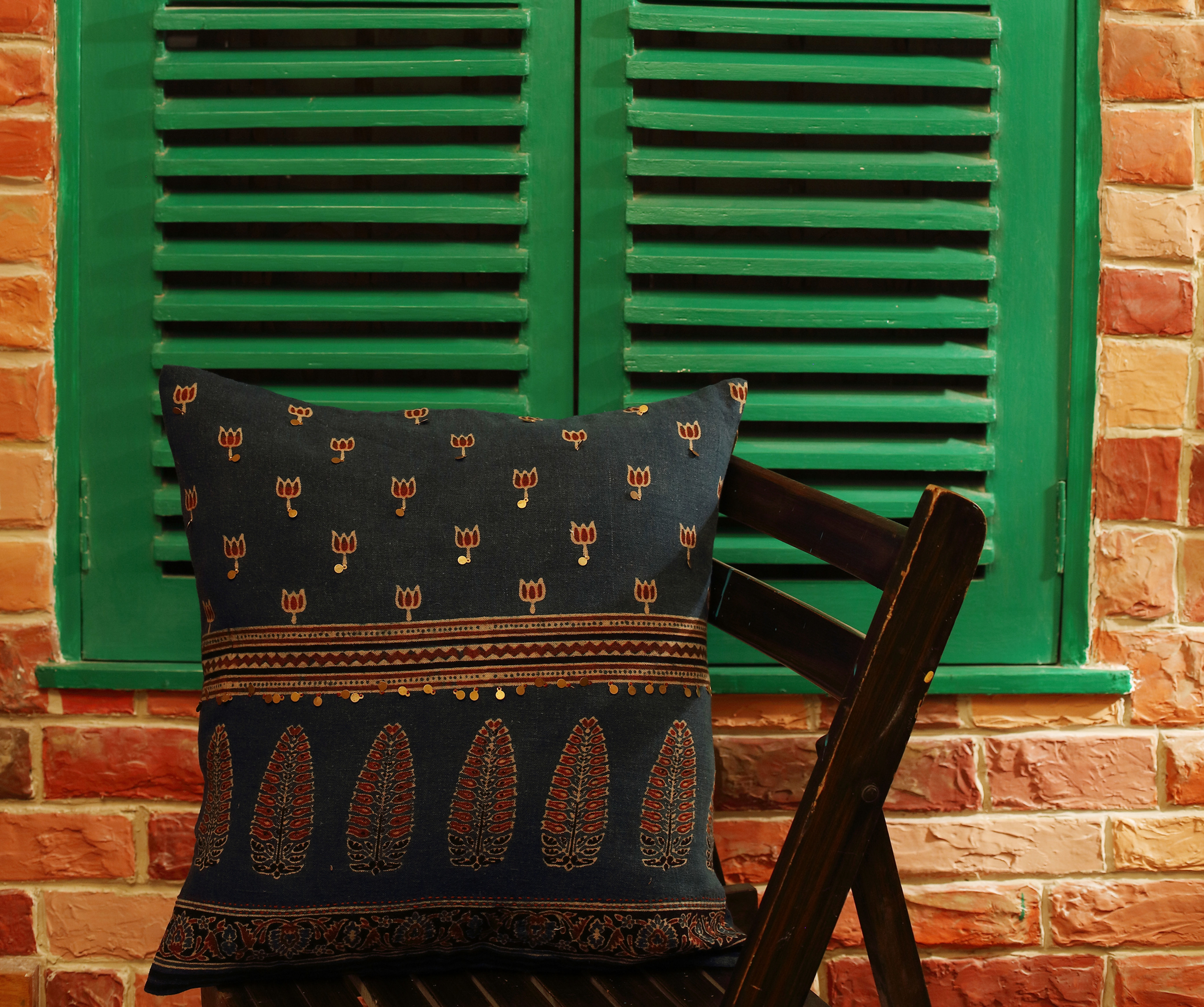 Vanchai Ajrak Handcrafted Organic Cotton Cushion cover