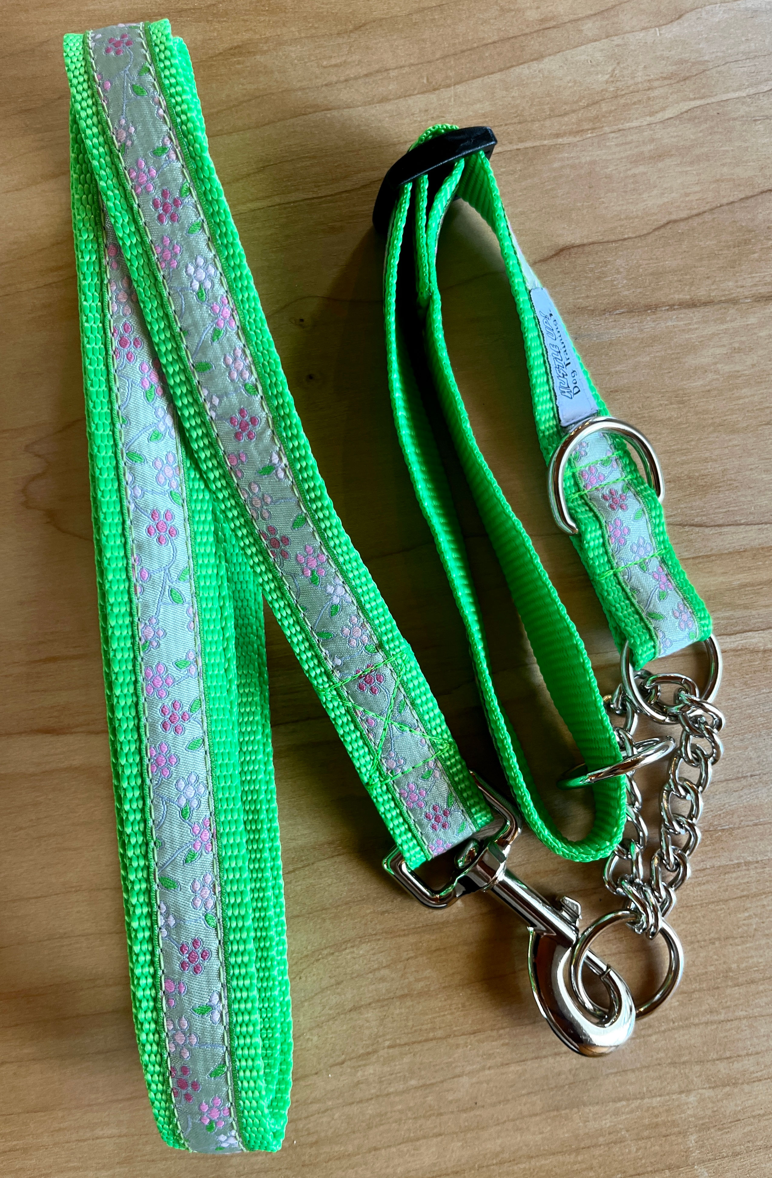 Neon Green & Flowers Dog Collar & Leash