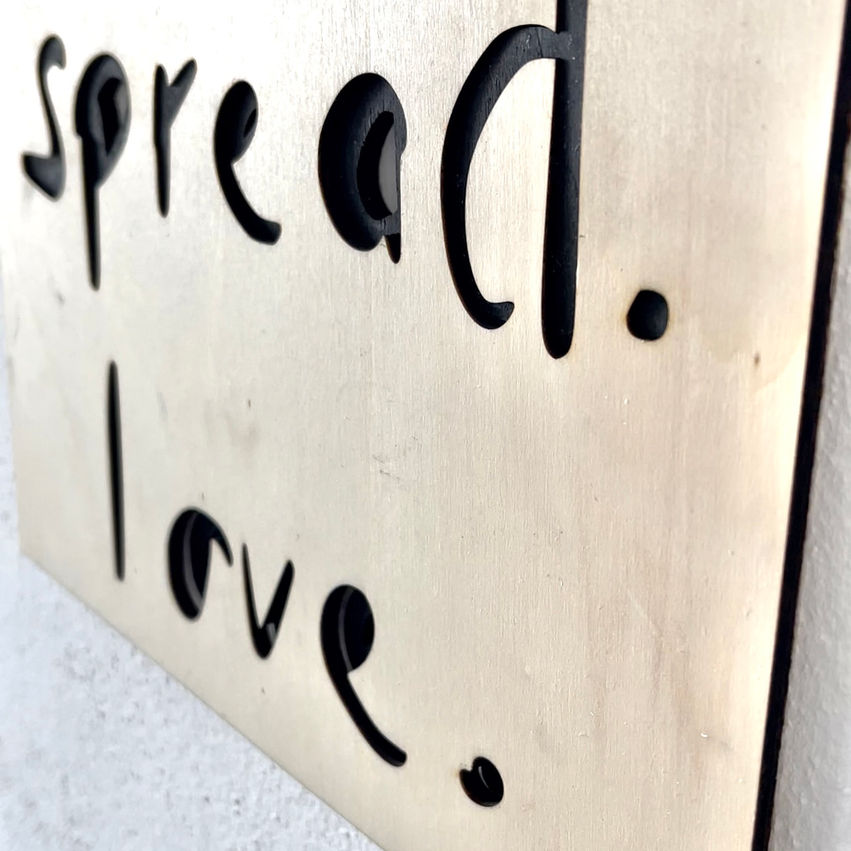 spread love. – 3D wandschriftzug | anitaliebt