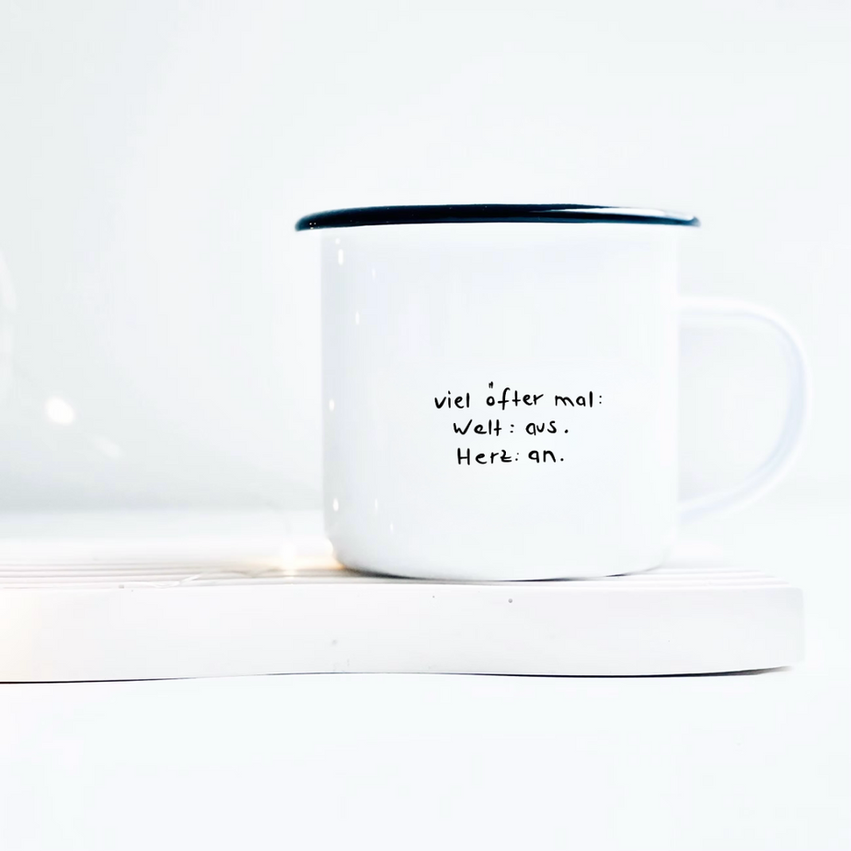 herz an. I emaille tasse