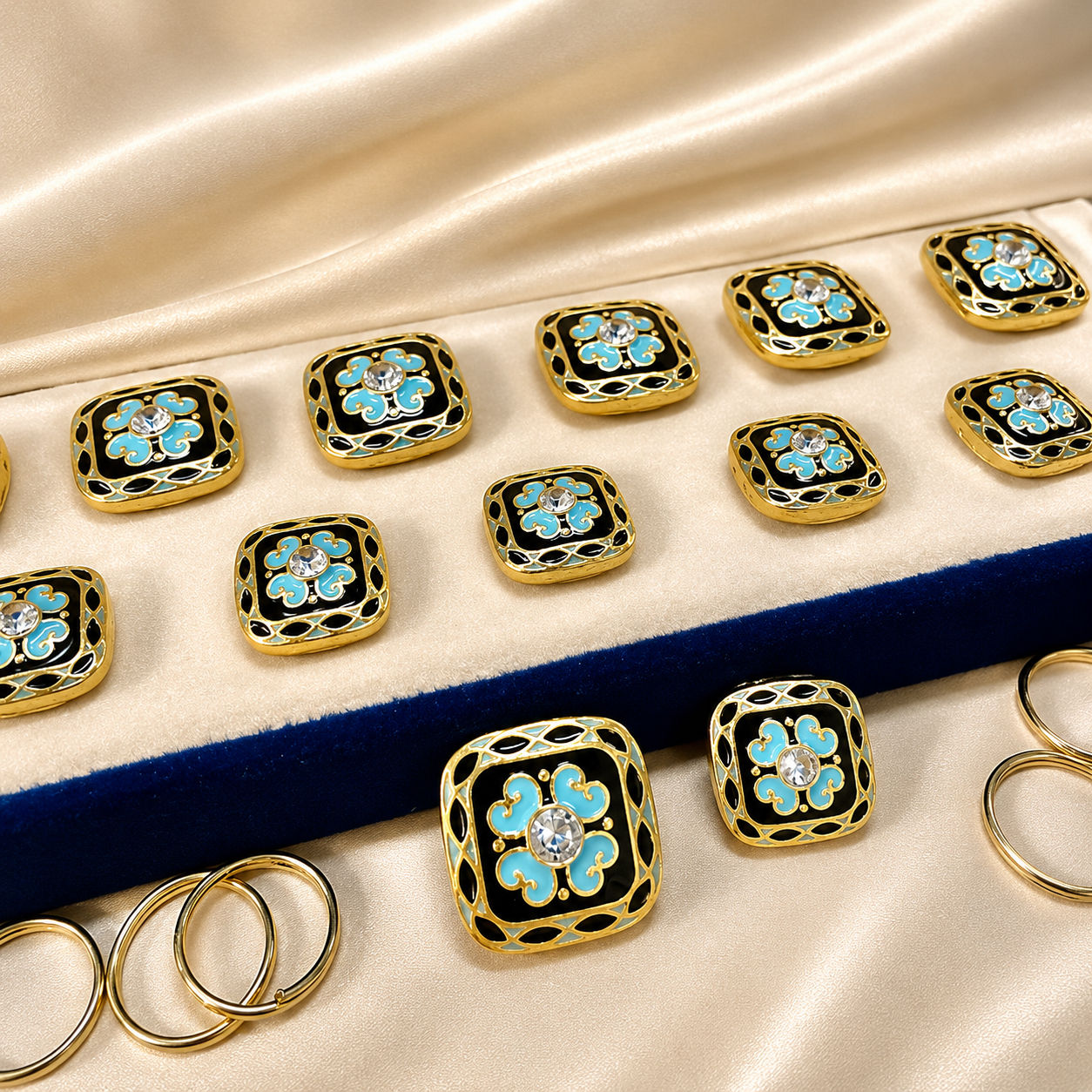 Midnight Fleur Button Set