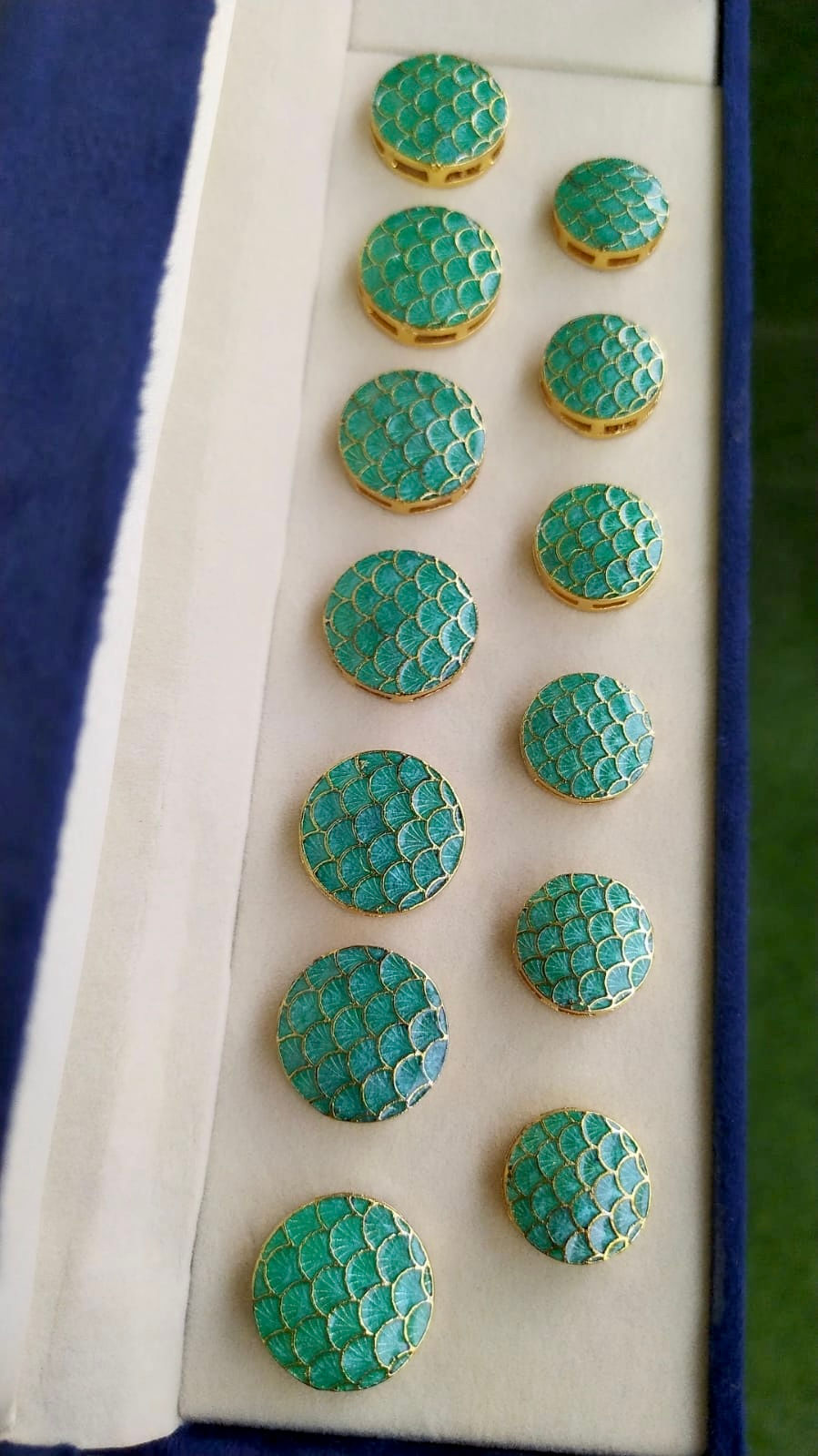 Green button set