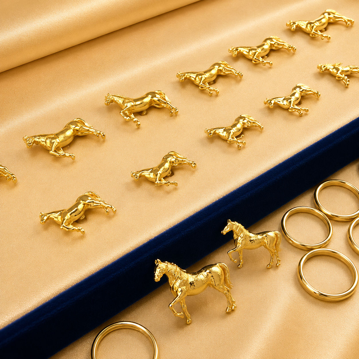 Equestrian Royale Button set