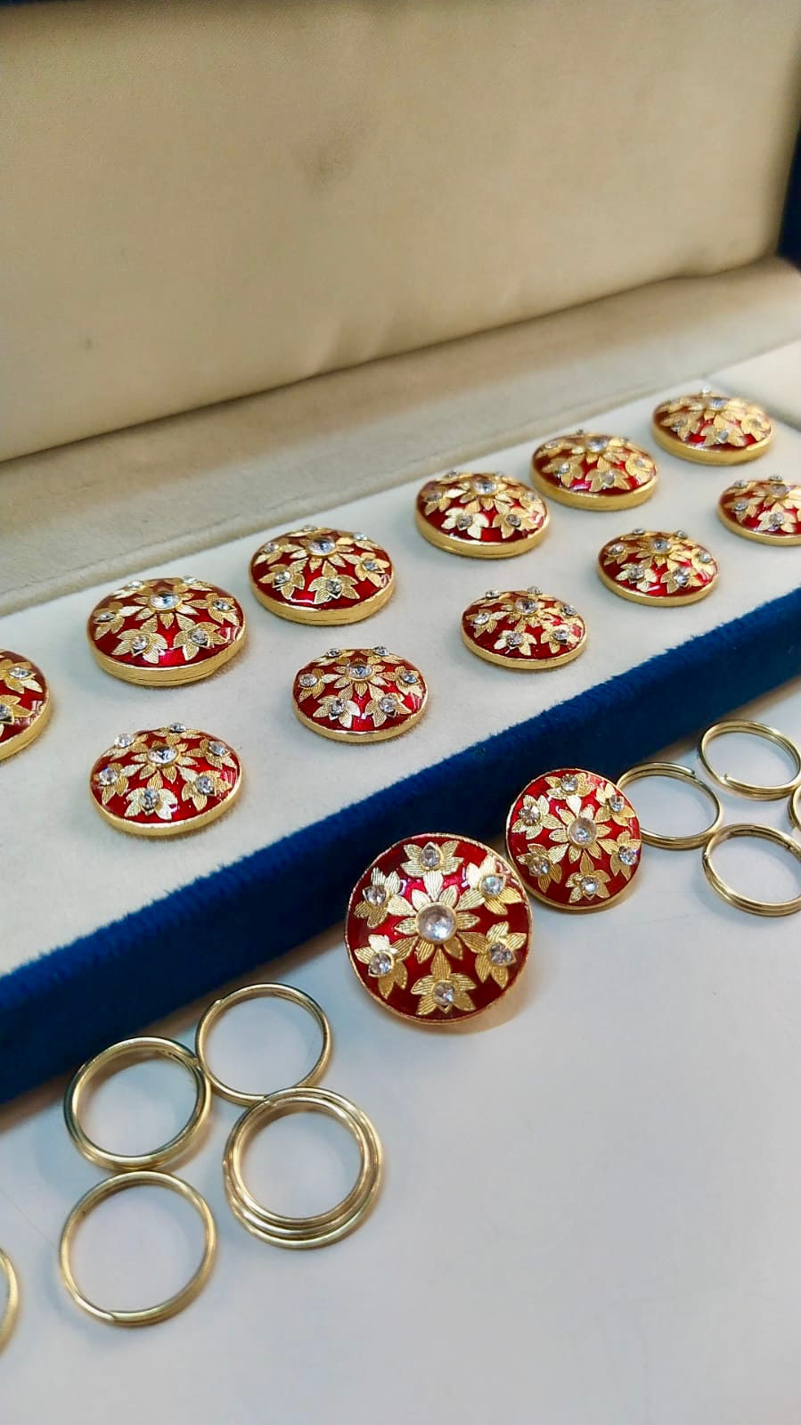 Red golden dome lotus button set