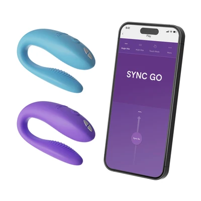 We-Vibe Sync Go • ווי-וייב סינק גו: ויברטור זוגי בגרסת טיולים, עם אפליקציה