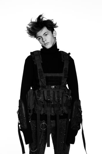 Look 16_XB OFCL AW17 by Aldo Carrera10556.jpg