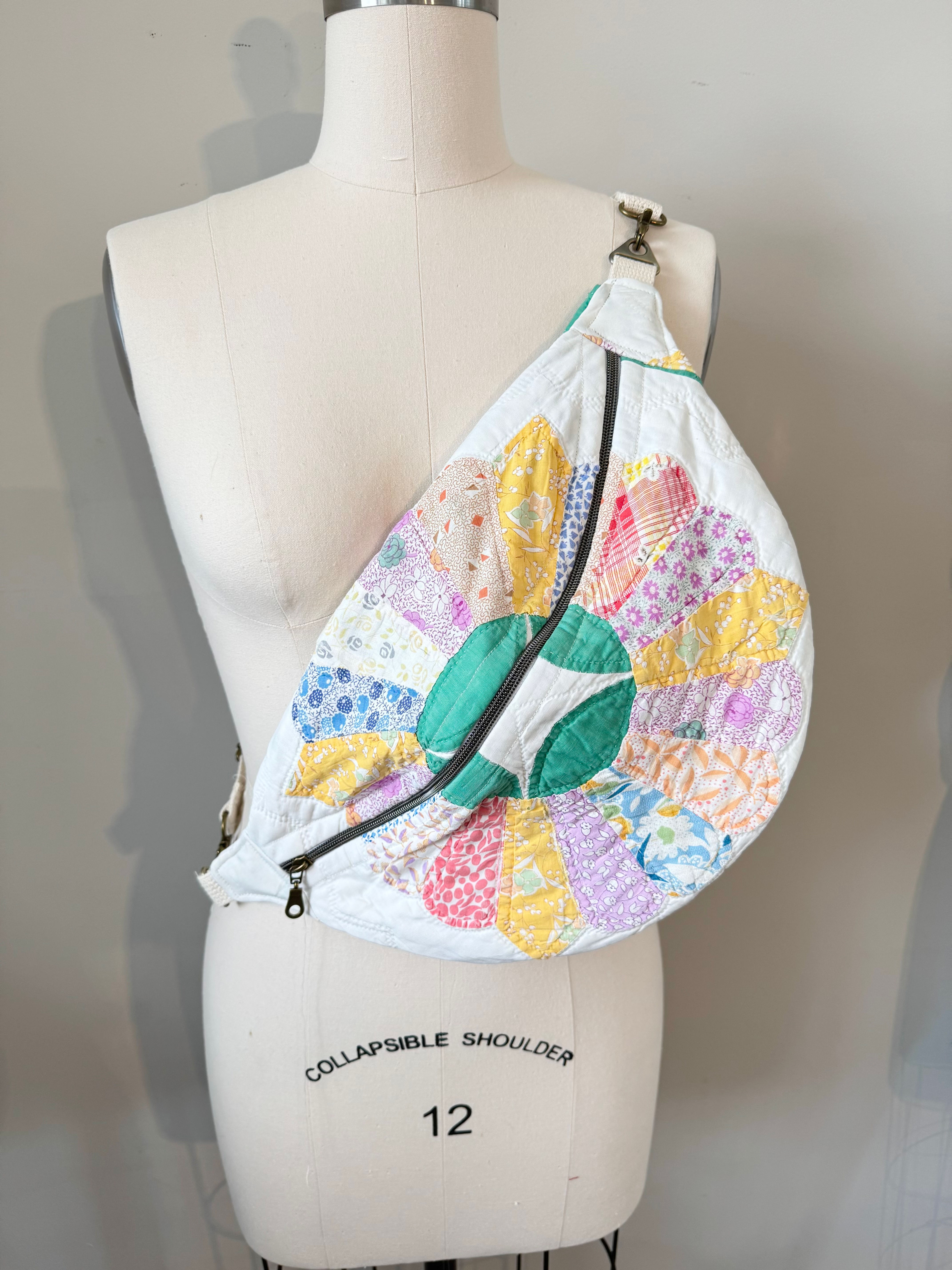 1930 Dresden Plate Quilt Oversized Fanny Pack- Teal