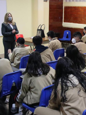 México retrocede en PISA 2025: siete de cada 10 alumnos reprobaron