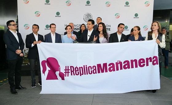 Los diputados de Acción Nacional presentaron una iniciativa para garantizar un espacio de respuesta en las conferencias matutinas de Palacio Nacional, mientras la presidenta rechazó la propuesta y los invitó a organizar sus propios espacios informativos.