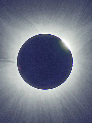 El primer eclipse total de Sol en 2026 deslumbra a millones