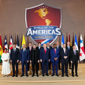 Trump lanza la coalición militar "Escudo de las Américas" para combatir carteles, con la ausencia de México.