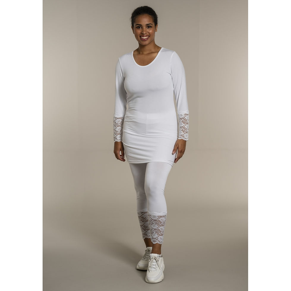 الصورة المصغرة: SG144 - Luxembourg - Pant with lace