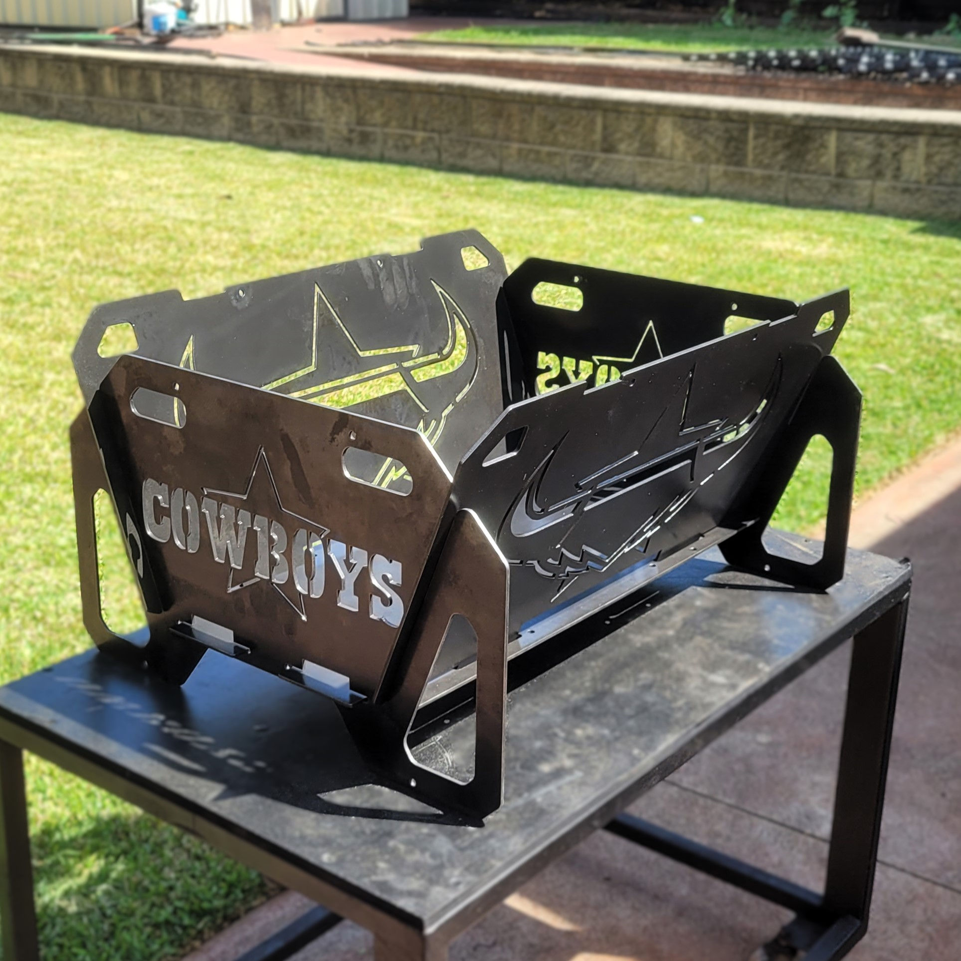 FlatMate Fire Pit for North Queensland Cowboys supporters