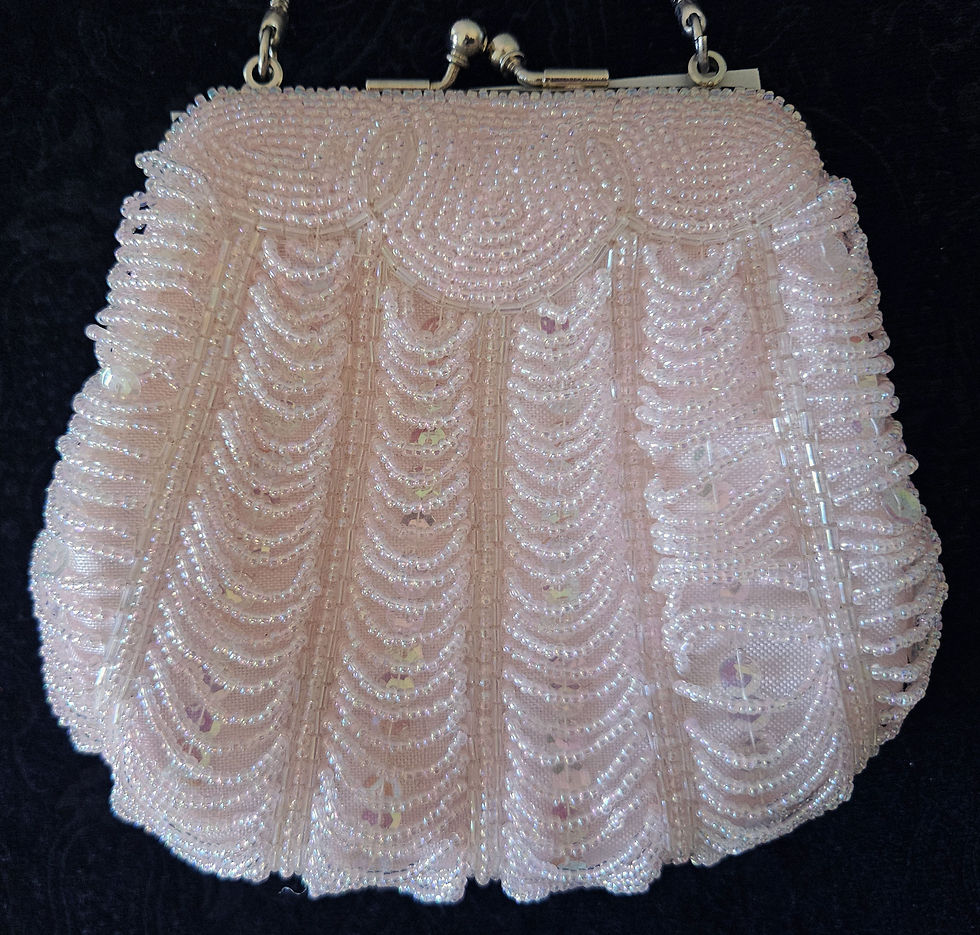 Thumbnail: Japanese Tiny Pale Pink Beaded Hand Bag Flapper Style H2209 Purse