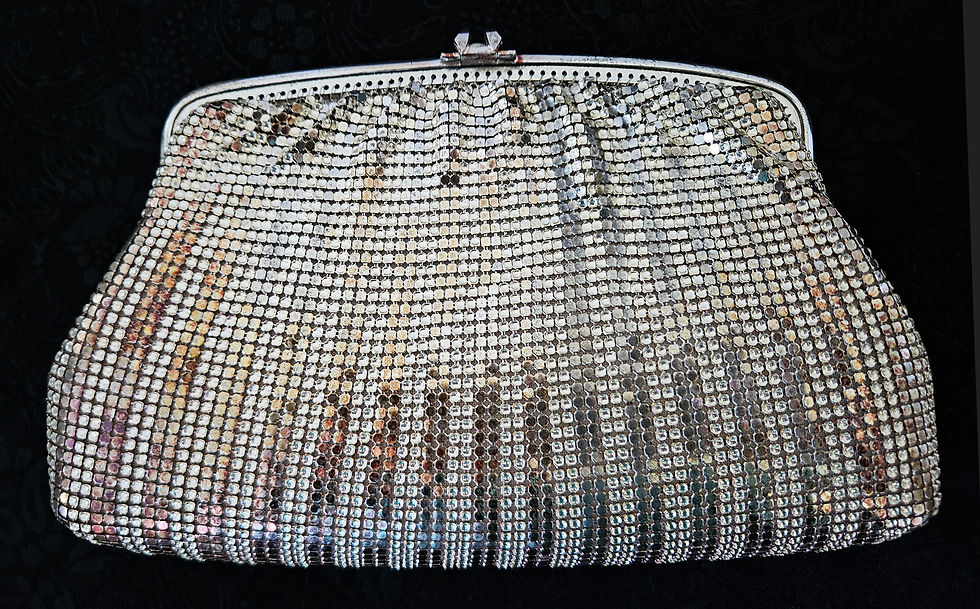 Thumbnail: Japanese Gold and Silver Metal Mesh Handbag H2228 Evening Bag Vintage Clutch or