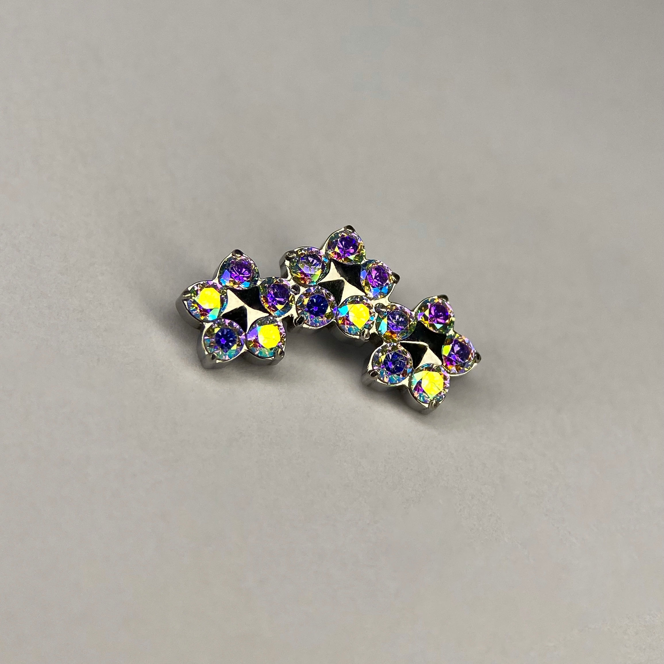 TITÂNIO labret cluster Flores furta cor