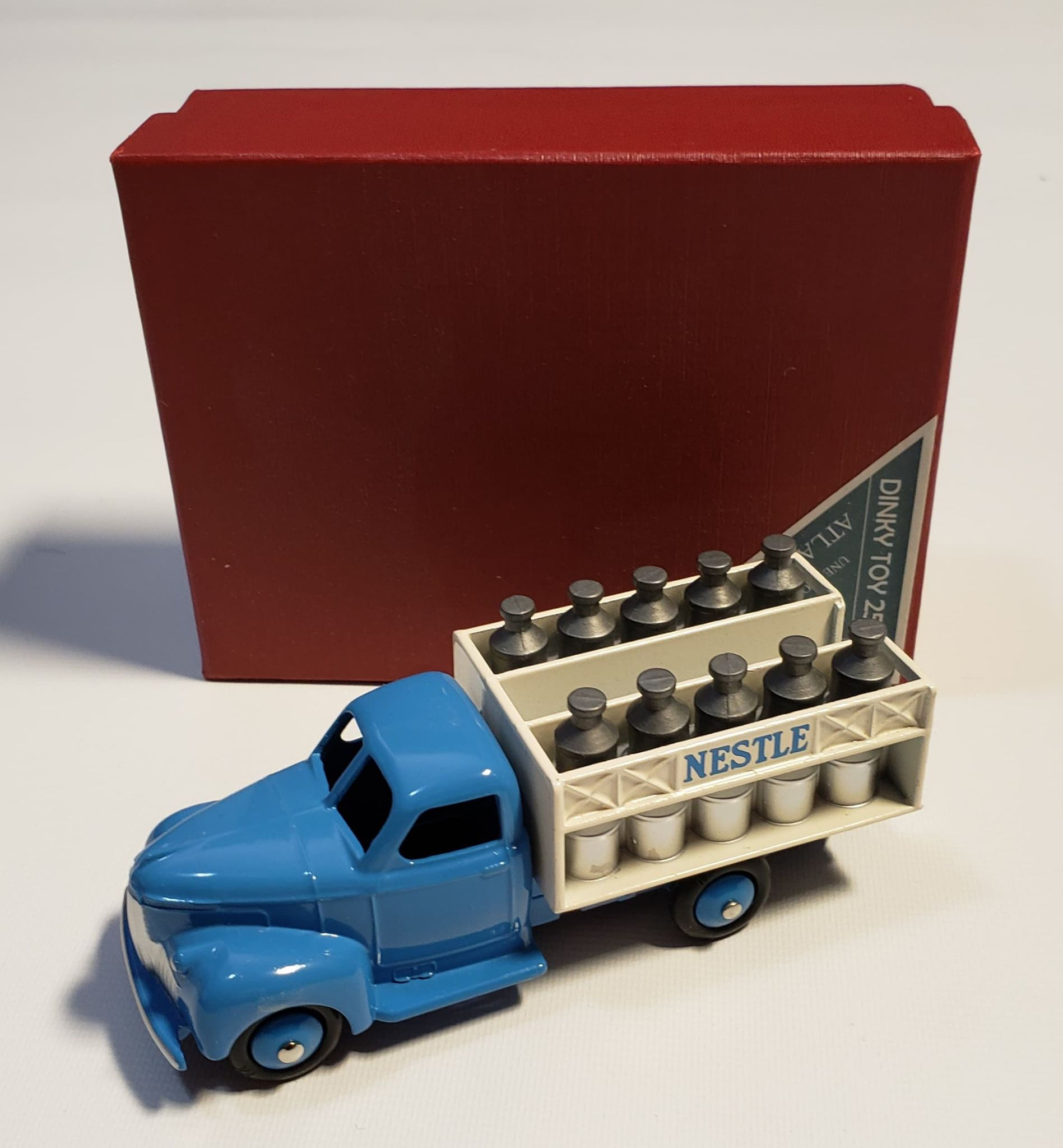 Lot 56 :  Camion Laitier
