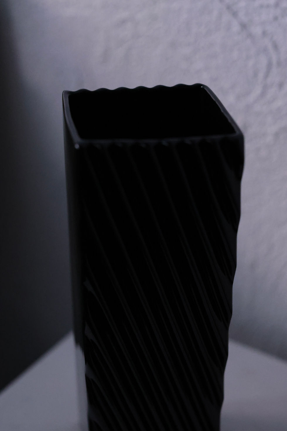 サムネイル： "La Donna"flower vase