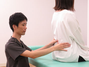 検査で「異常なし」と言われたその腰痛、実は「仙腸関節」の不調かもしれません