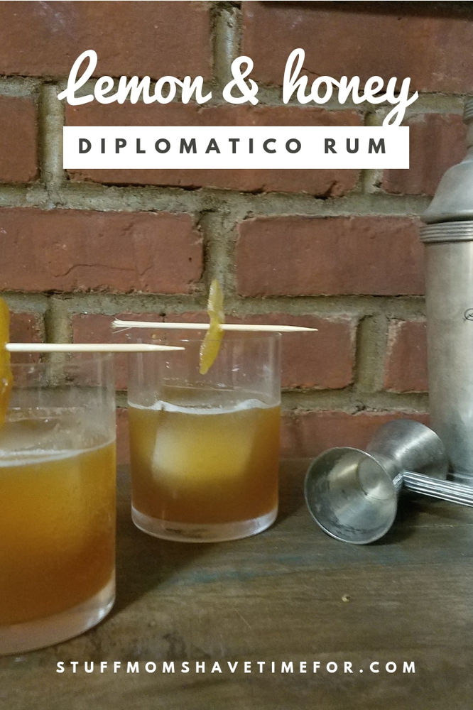 Lemon & Honey Rum Cocktail