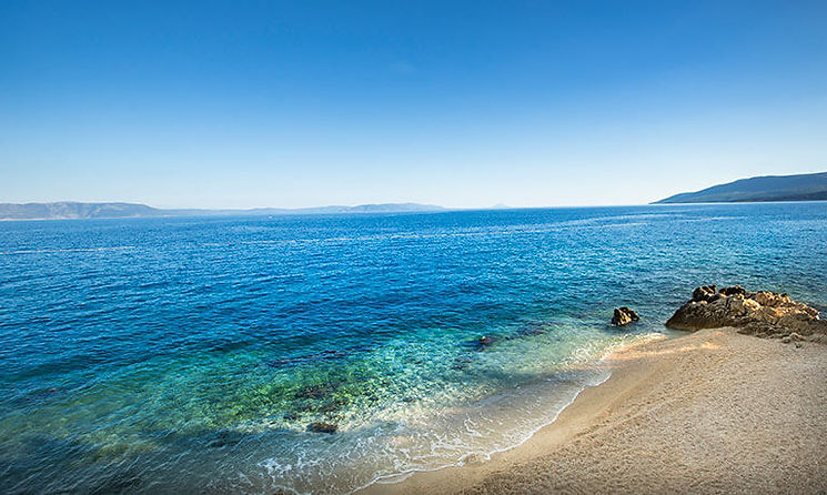 valamar-sanfior-hotel-and-casa-beach-sc-01.jpg
