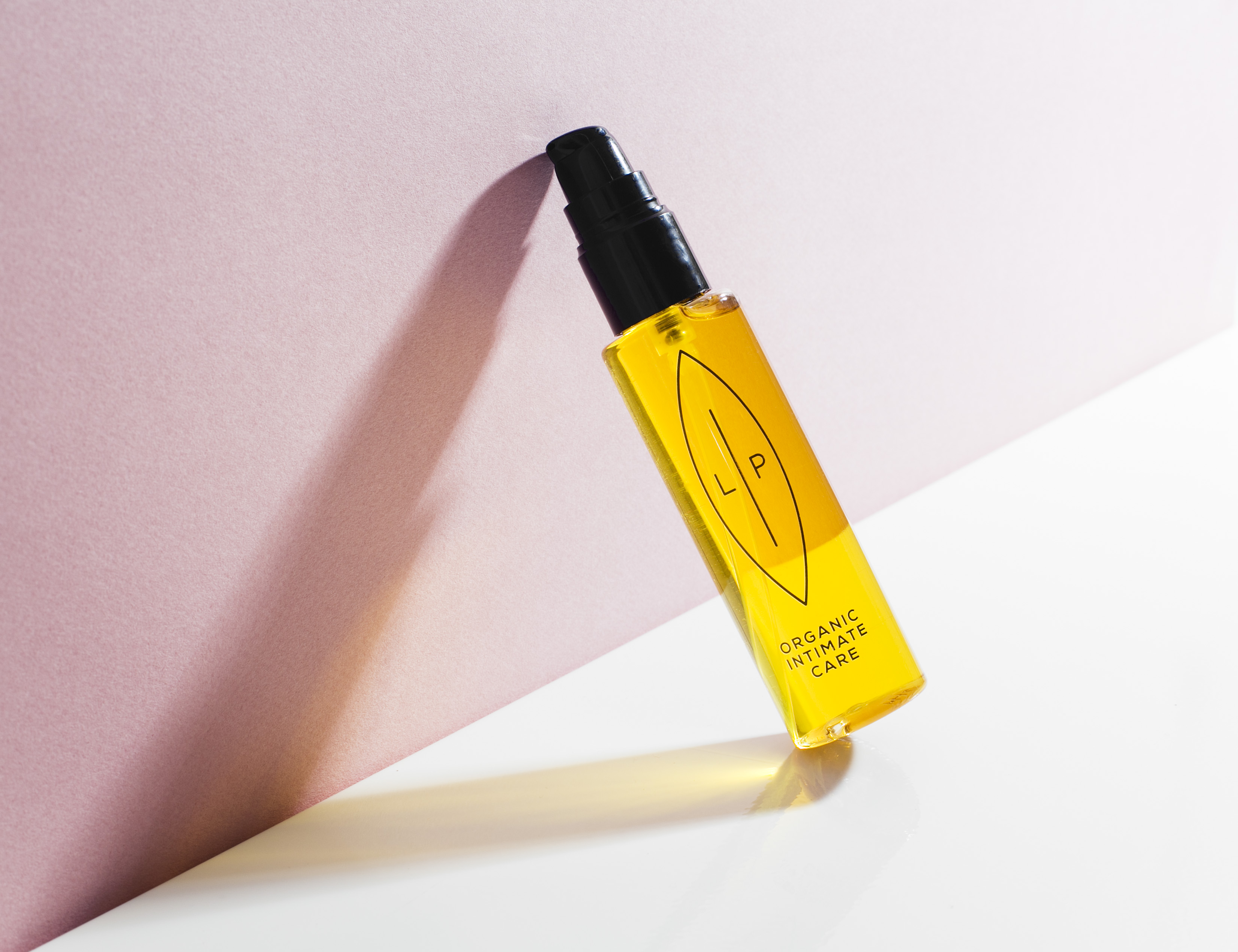 バスルームでのケアシーン