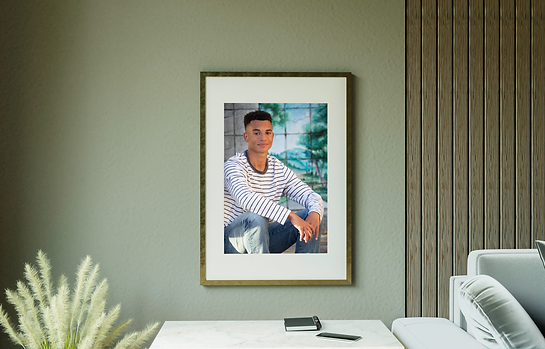 Aaron.png