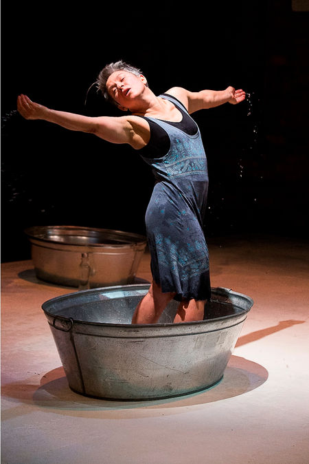 Press: Jennie Reznek back on stage by popular demand