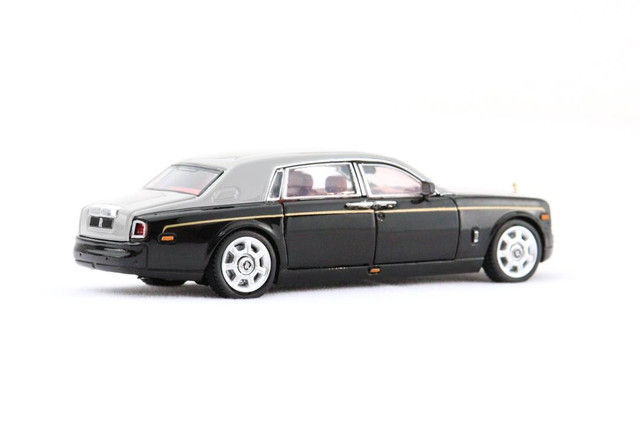 Thumbnail: ROLLS ROYCE PHANTOM 7TH GENERATION BLACK KIRSCH PREMIERE SILVER 1/64 BY DCM