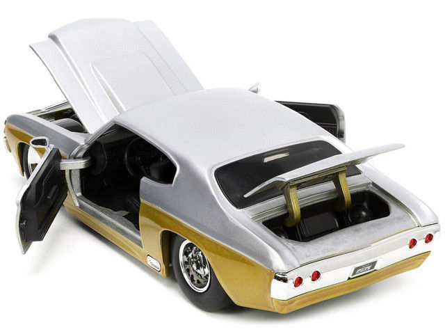 Thumbnail: 1970 CHEVROLET CHEVELLE SS 1/24 SCALE DIECAST CAR MODEL BY JADA TOYS 34116