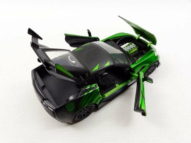 Thumbnail: 2016 CHEVROLET CORVETTE TRANSFORMERS CROSSHAIRS 1/24 CAR BY JADA TOYS 98499