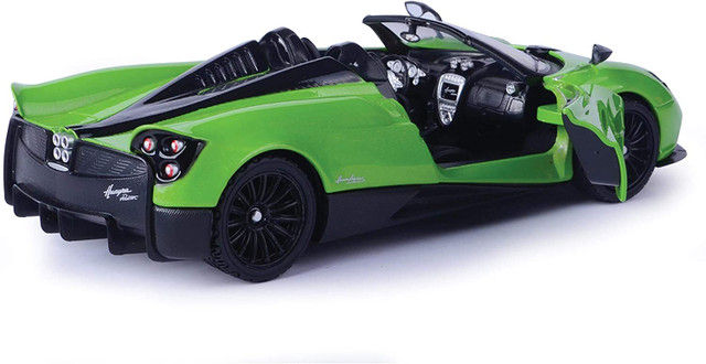 Thumbnail: PAGANI HUAYRA ROADSTER GREEN 1/24 SCALE DIECAST CAR MODEL BY MOTOR MAX  79354