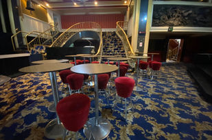 Vibration Restaurant,Bangkok
พรมสถานบันเทิง