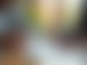 Mobile Notary Henderson NV visiting a client’s home for a real estate closing.