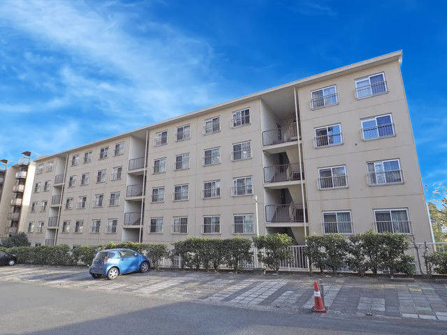 三ッ沢ハイタウン