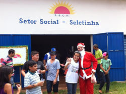 Almoço p/ crianças do Grupo Alecrim