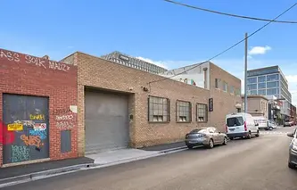 : WDCommercial high-end tech office cleaning in Cremorne 3121 and creative studio detailing near Church Street and Swan Street.