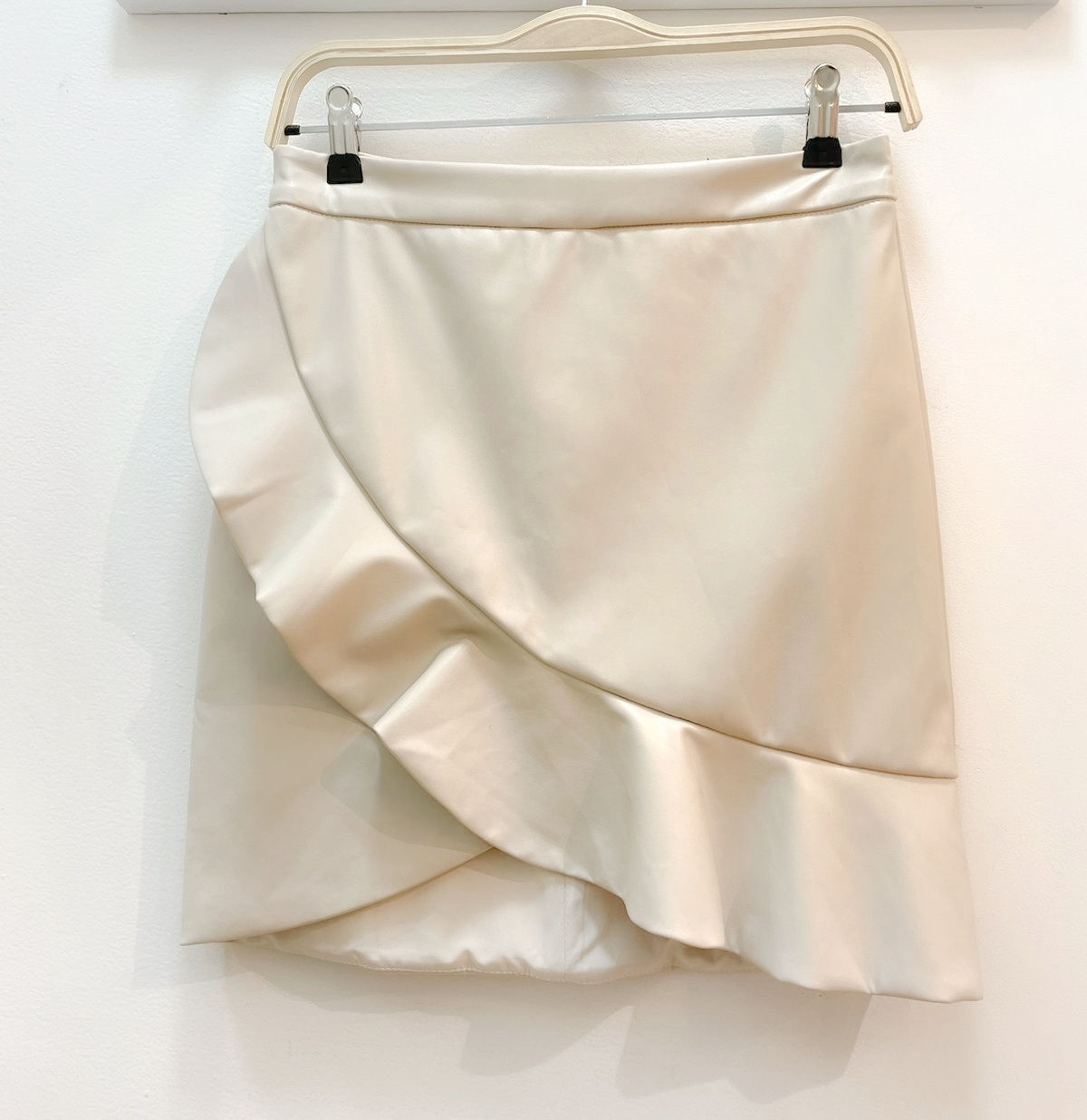 FALDA TIPO CUERO 102612