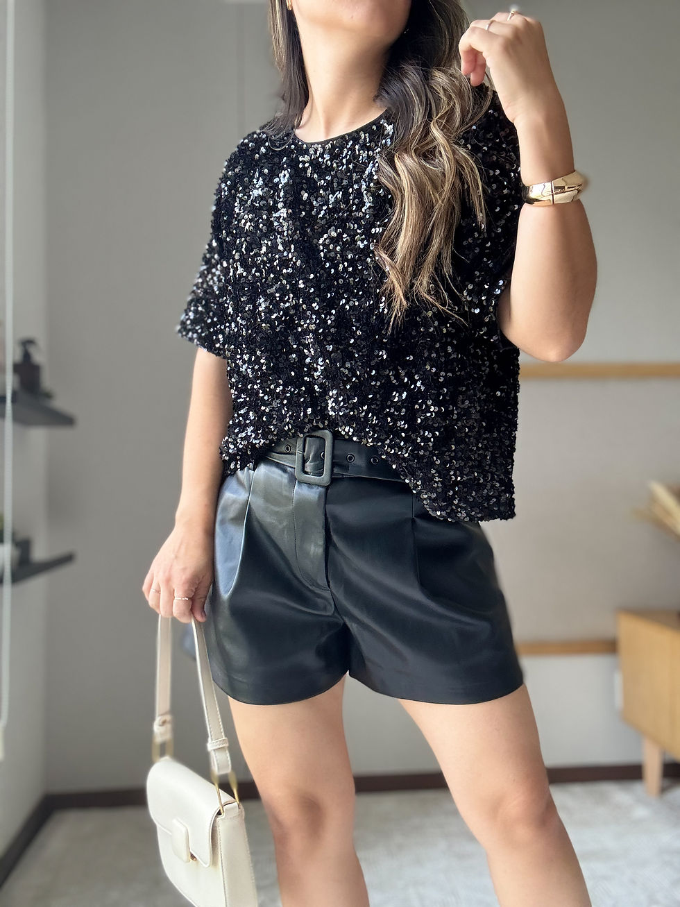 Miniatura: SHORT EFECTO CUERO 212610